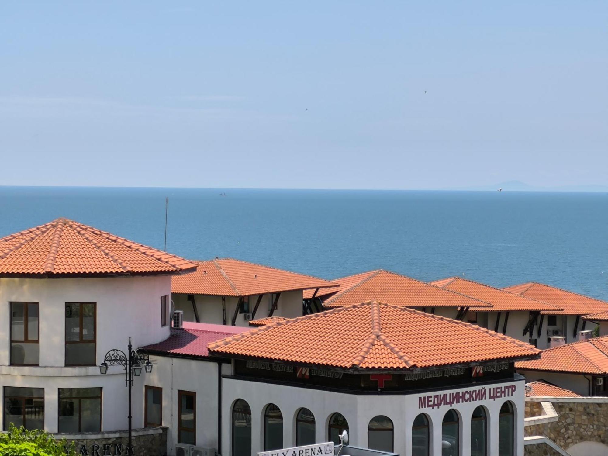 Dom-El Real Apartments 3 - Święty Włas Zewnętrze zdjęcie