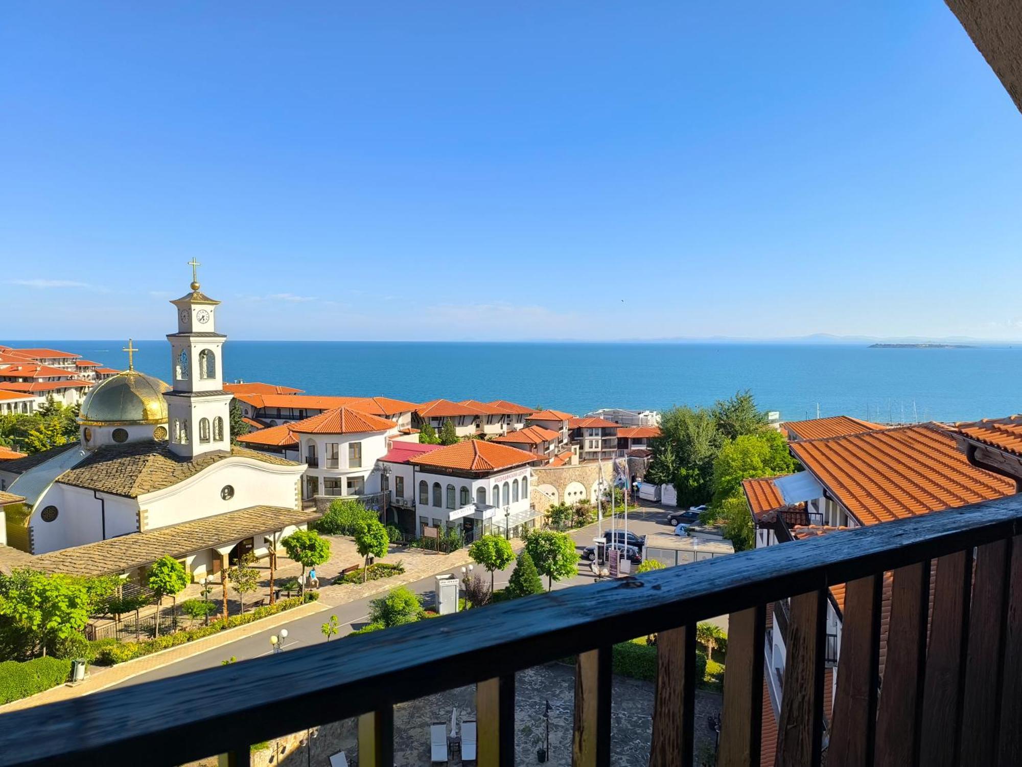 Dom-El Real Apartments 3 - Święty Włas Zewnętrze zdjęcie