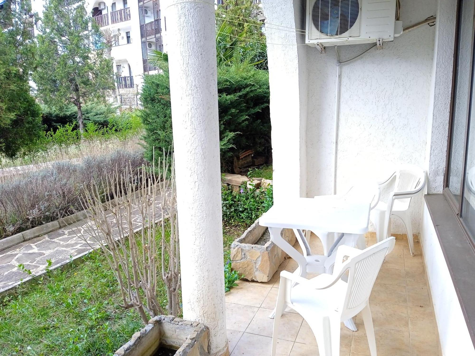 Dom-El Real Apartments 3 - Święty Włas Zewnętrze zdjęcie